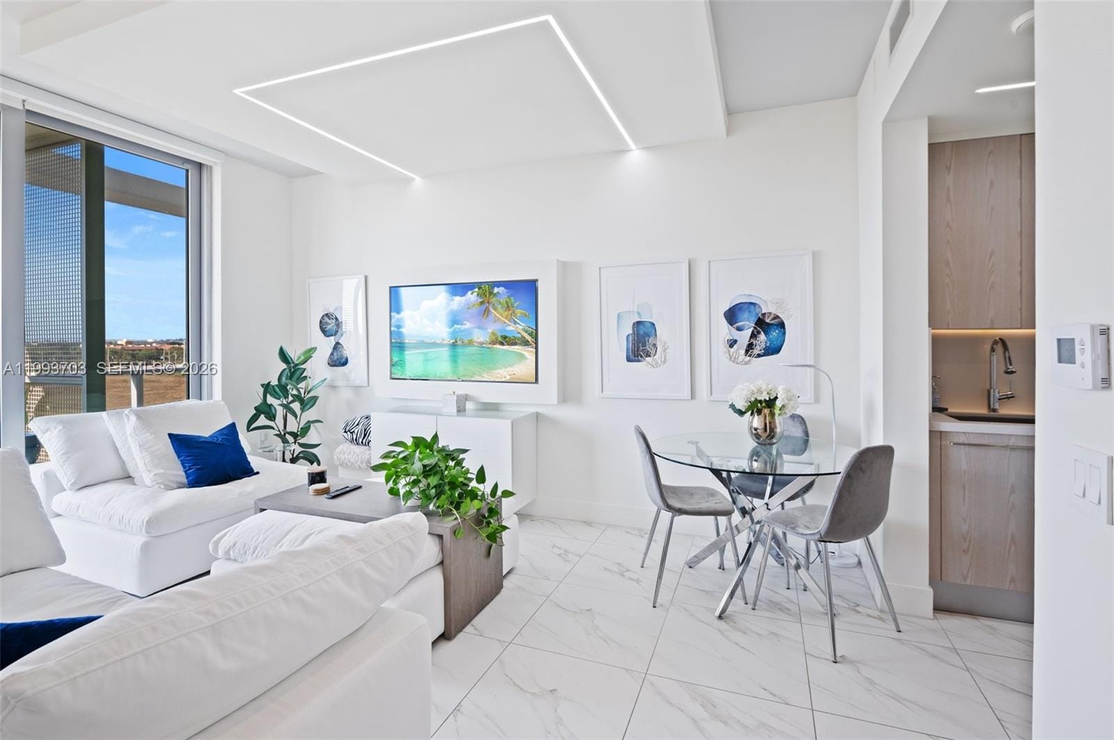 2000 Metropica Way 508 — photo 5