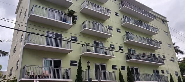 363 Washington Avenue 31, Miami Beach, FL 33139