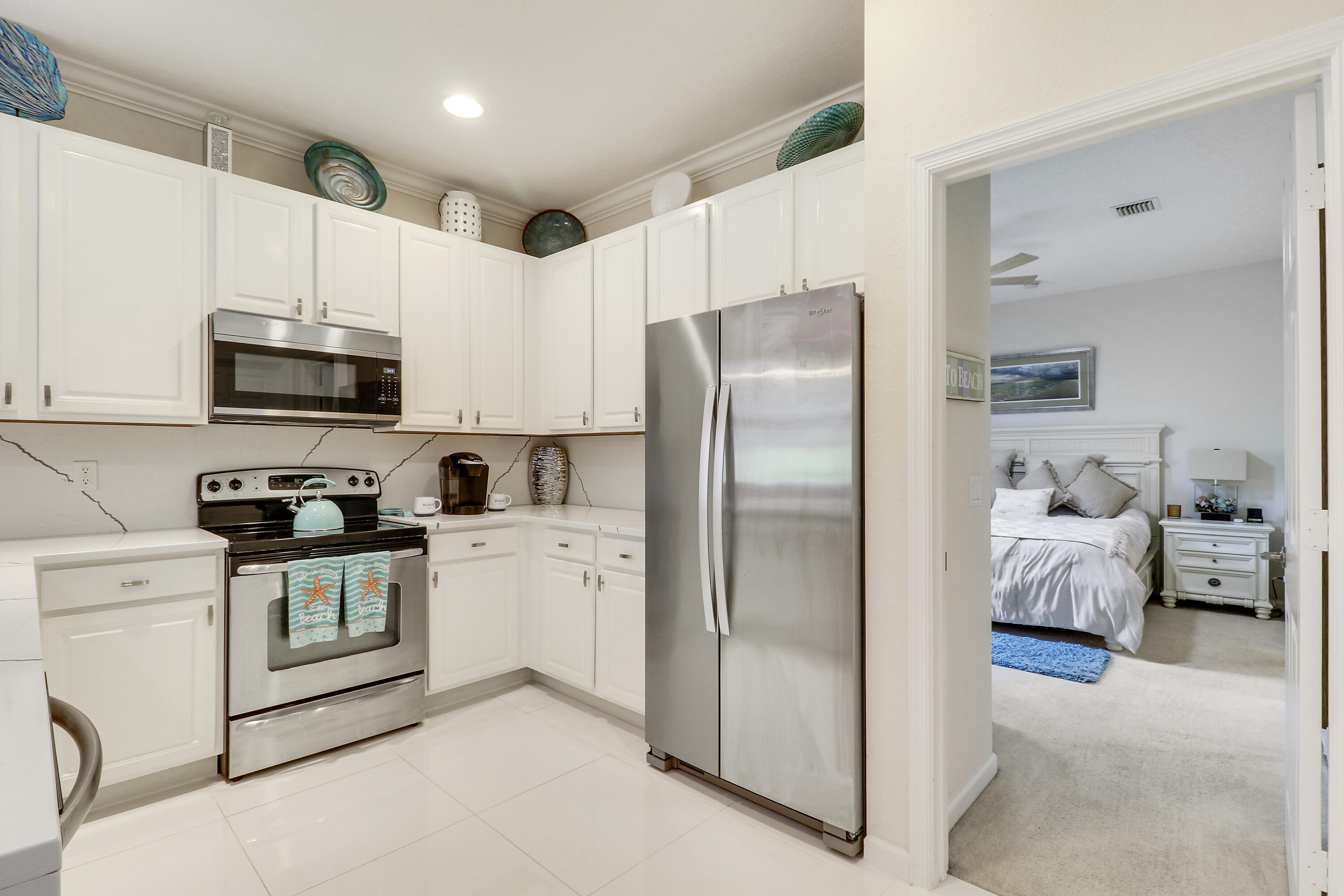 10118 SW Canossa Way — photo 12