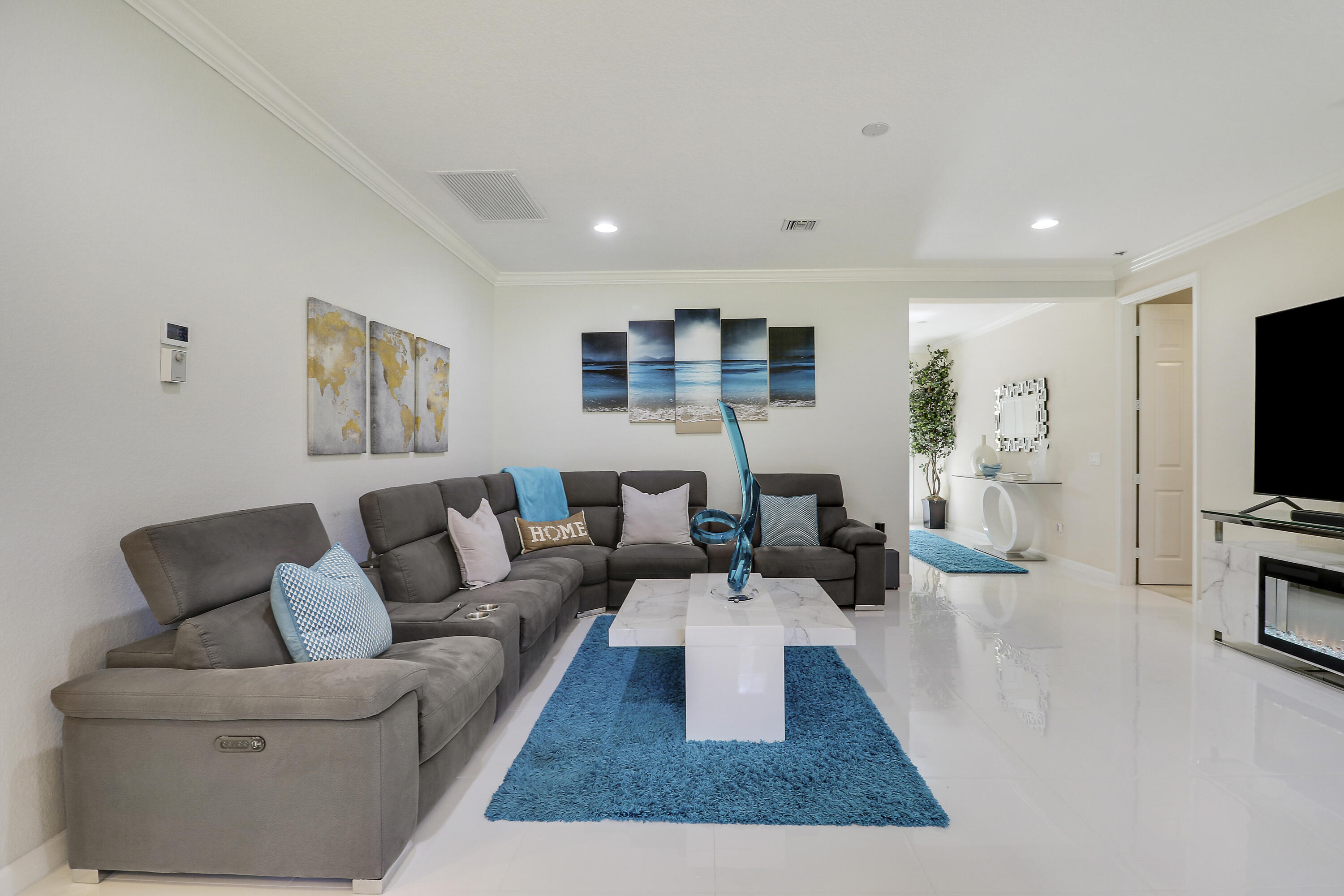 10118 SW Canossa Way — photo 7