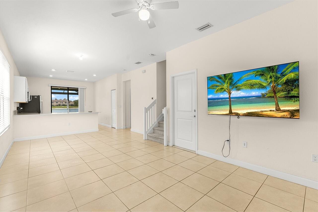 10156 W Villa Circle, Vero Beach, FL 32966 photo 14