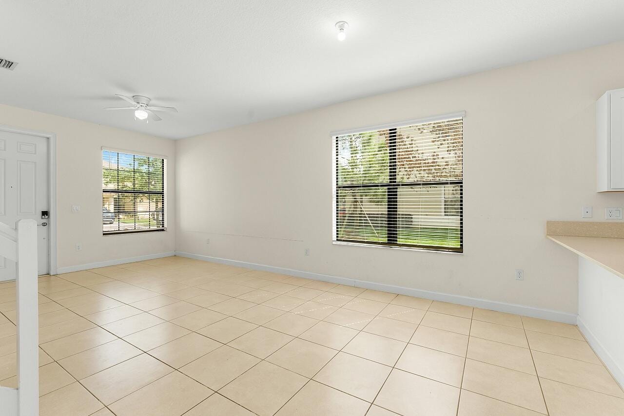 10156 W Villa Circle, Vero Beach, FL 32966 photo 18