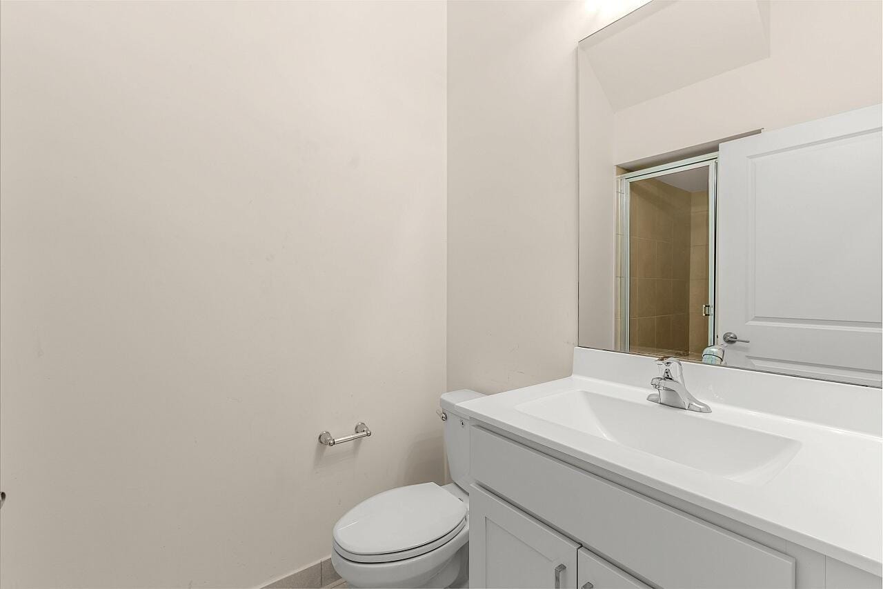 10156 W Villa Circle, Vero Beach, FL 32966 photo 25