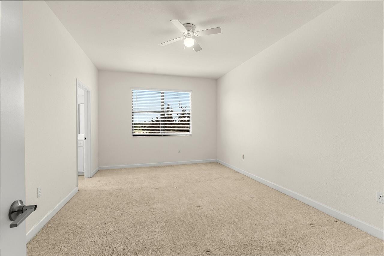 10156 W Villa Circle, Vero Beach, FL 32966 photo 28