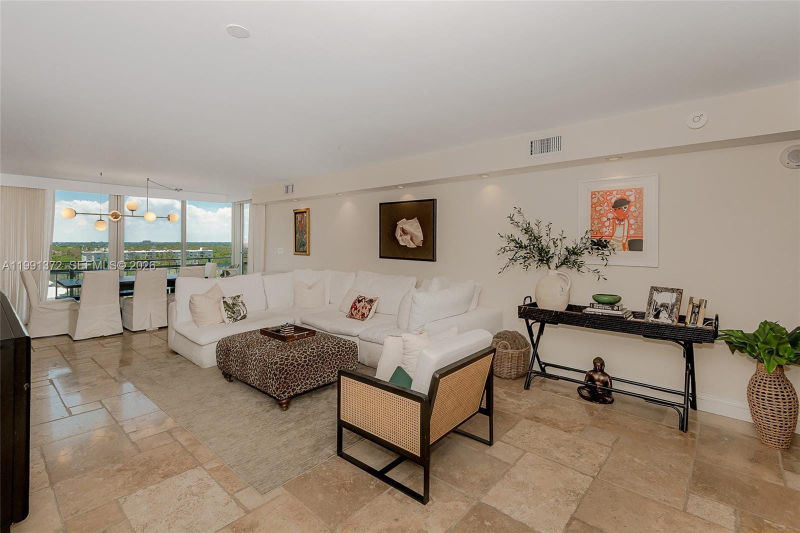 600 Grapetree Drive 9GN — photo 3