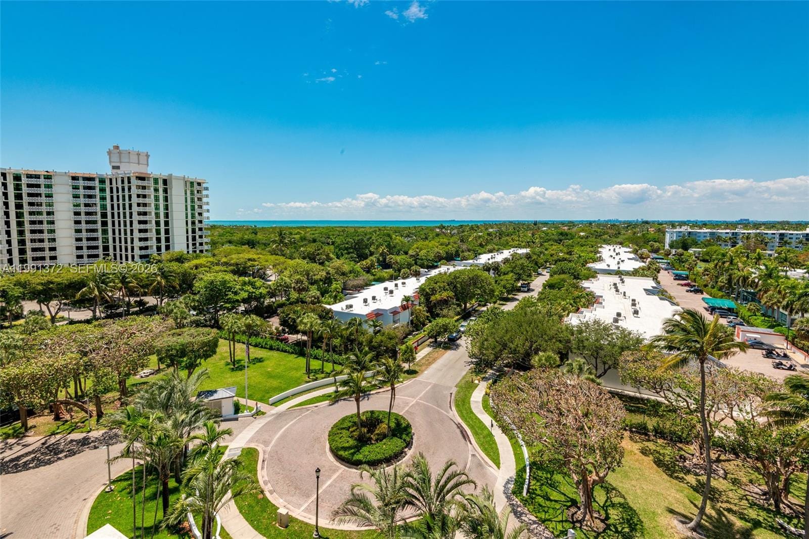 600 Grapetree Drive 9GN, Key Biscayne, FL 33149 photo 29