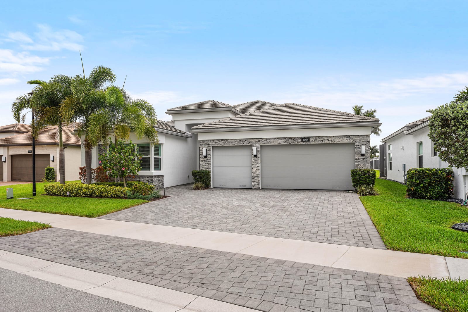 12926 Green Guava Avenue — photo 2