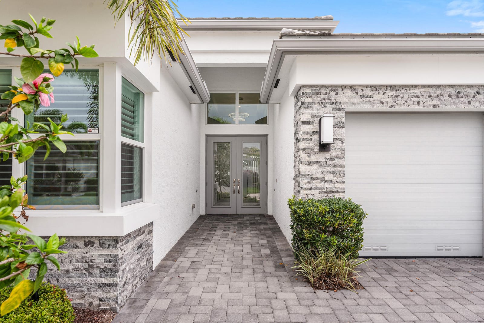 12926 Green Guava Avenue — photo 4