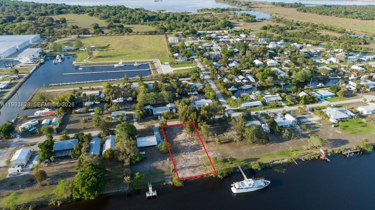 1035 W Anchor Lane, Moore Haven, FL 33471, Moore Haven