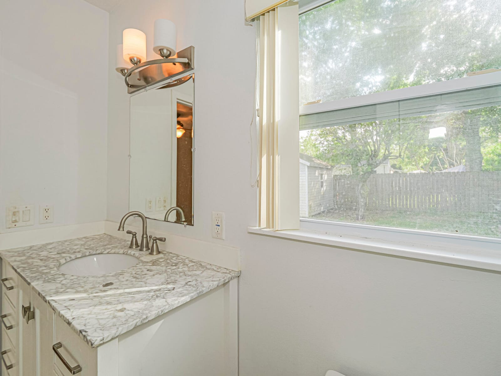 2021 Balboa Avenue, Vero Beach, FL 32960 photo 19
