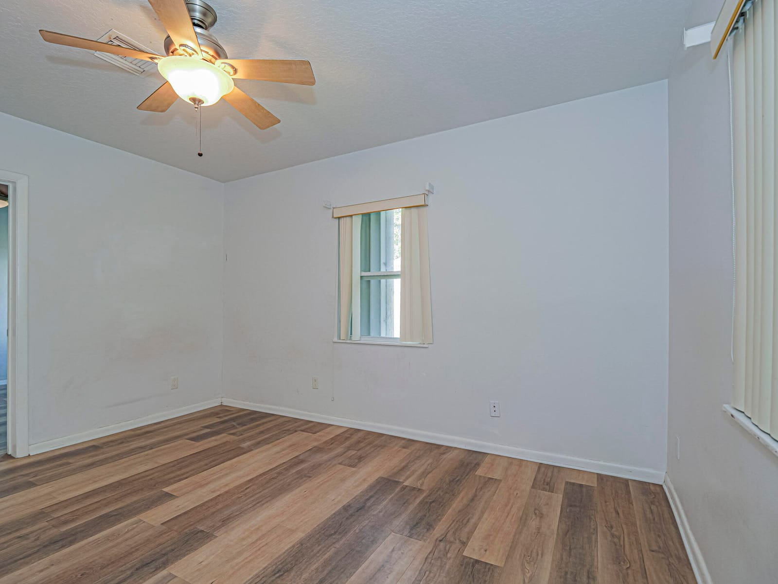 2021 Balboa Avenue, Vero Beach, FL 32960 photo 25