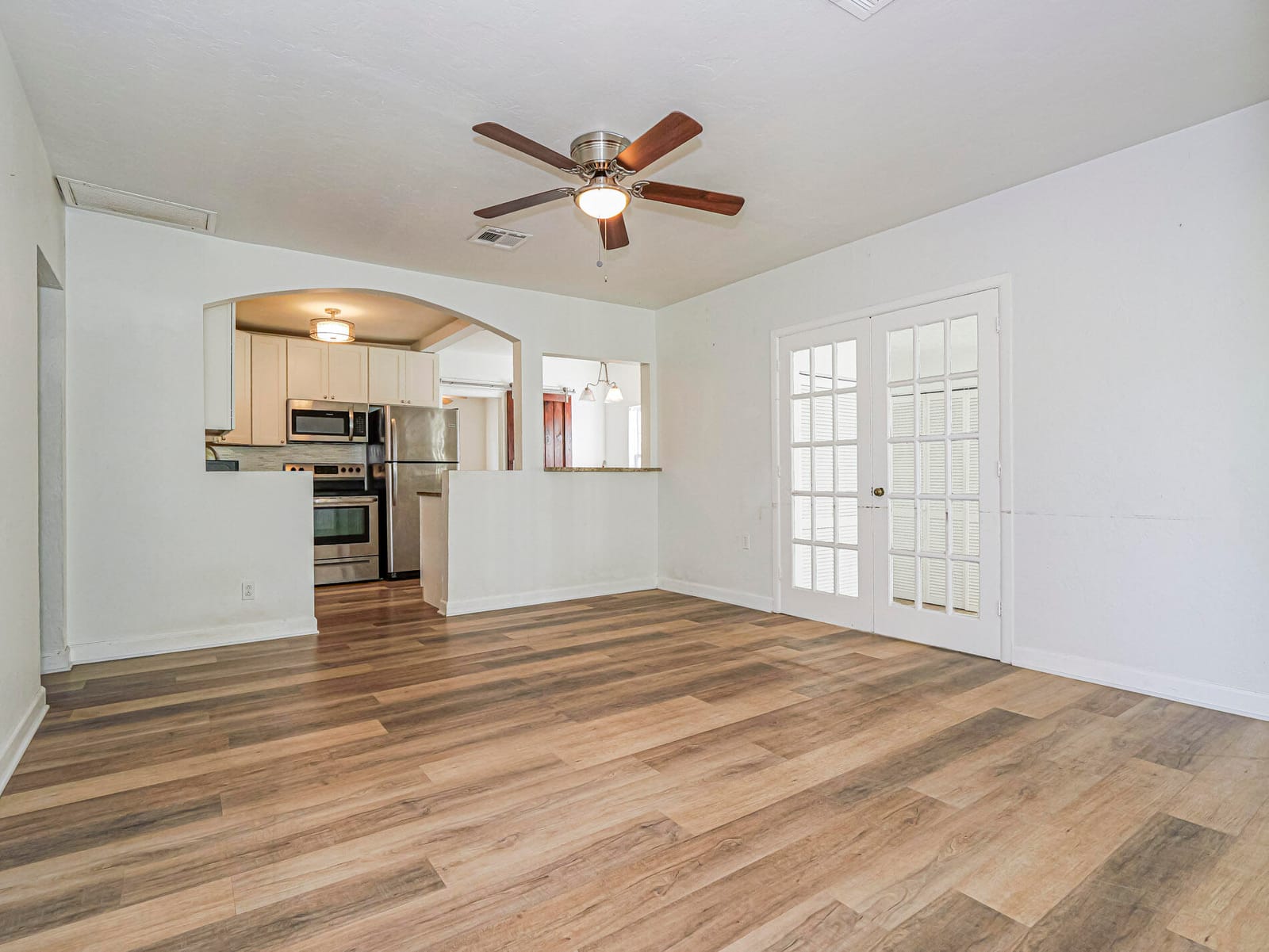 2021 Balboa Avenue, Vero Beach, FL 32960 photo 5