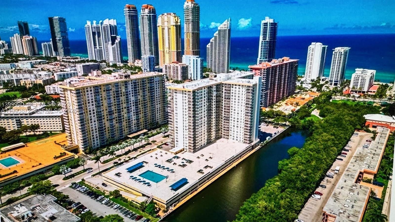 230 174th Street 1518, Sunny Isles Beach, FL 33160 photo 2