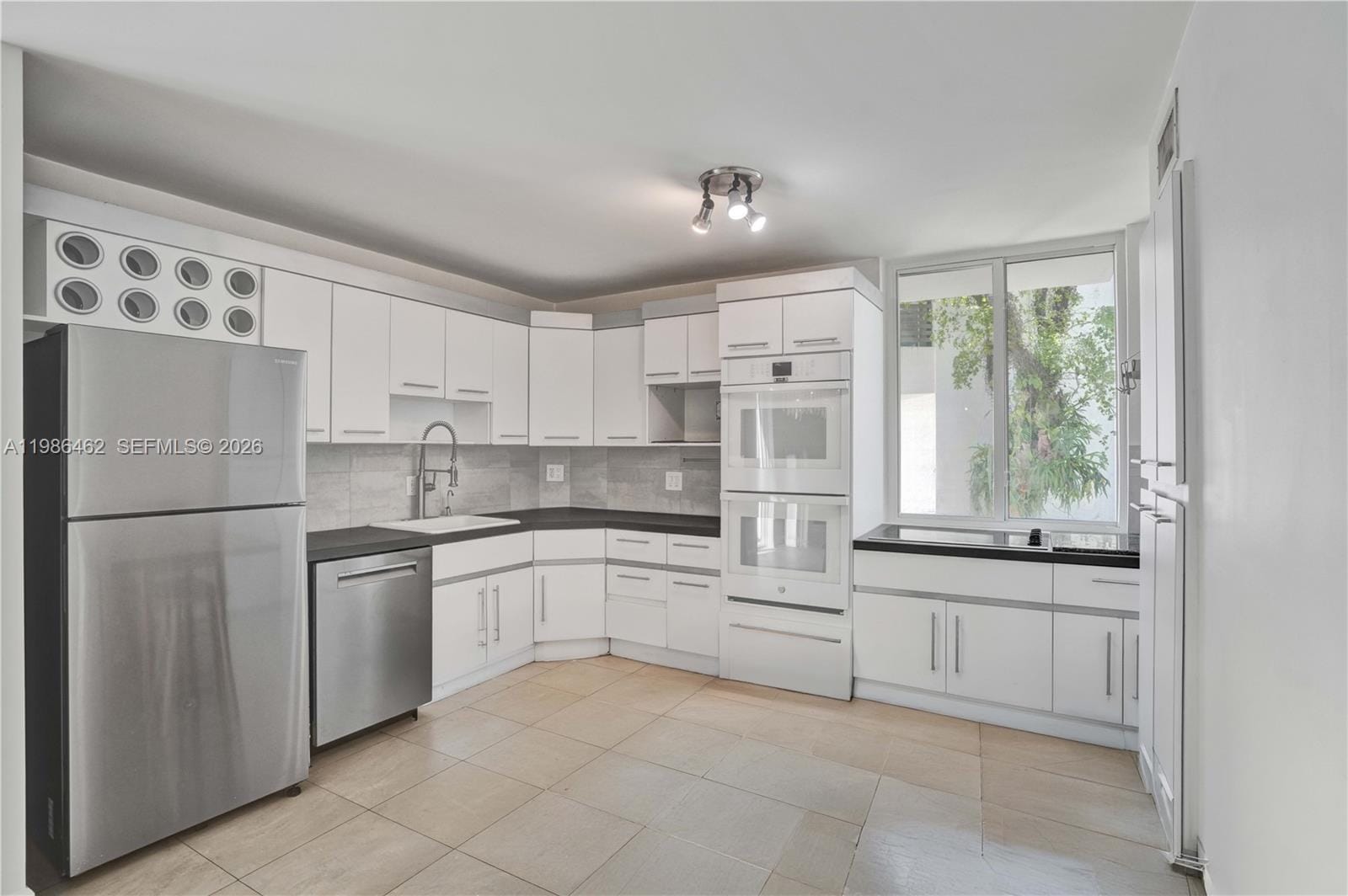 3126 Center Street 8, Coconut Grove, FL 33133 photo 14
