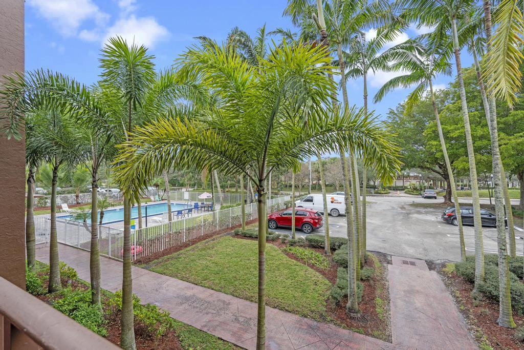 120 Sparrow Drive 205, Royal Palm Beach, FL 33411, Royal Palm Beach