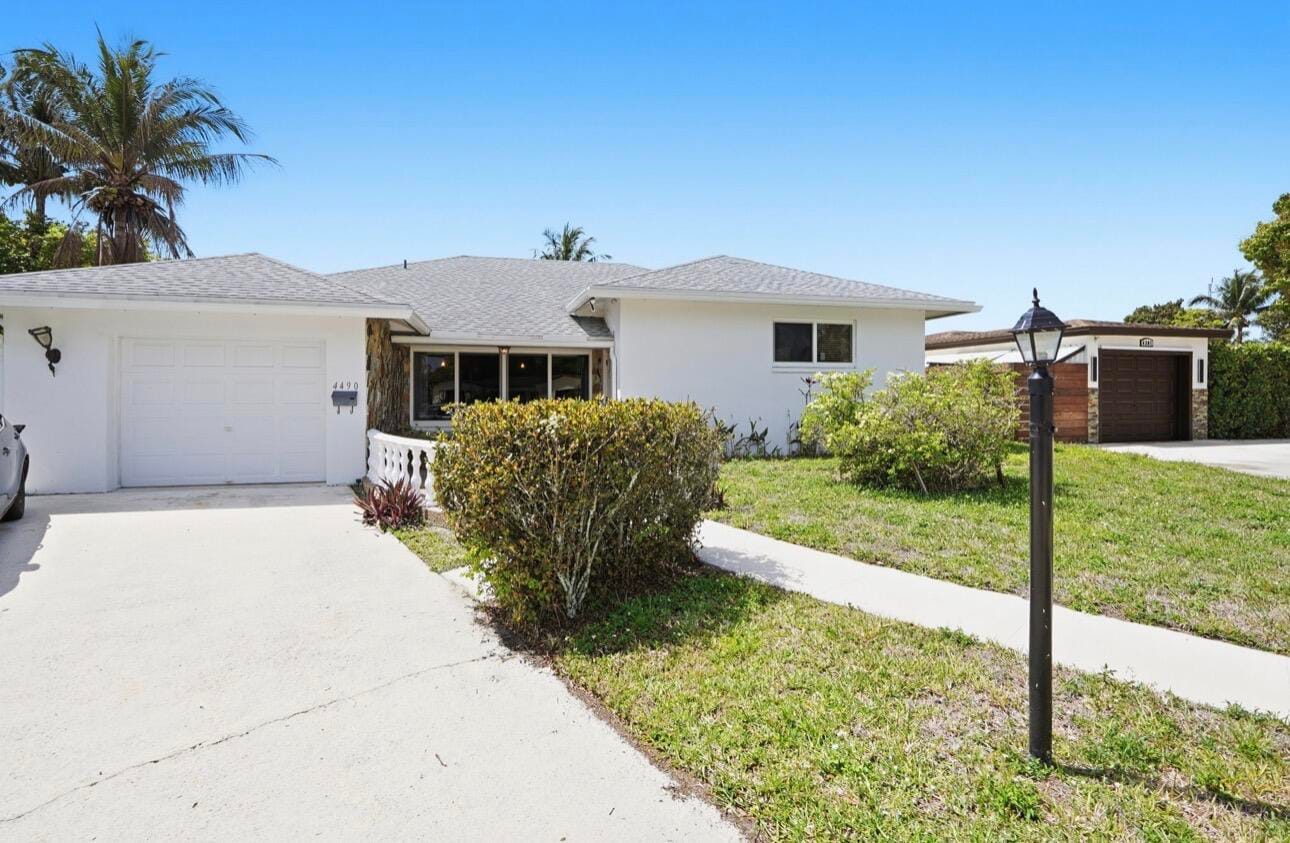 4490 NW 43rd Street, Lauderdale Lakes, FL 33319 photo 2