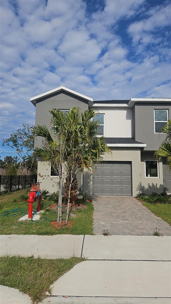 1201 Southstation Place 101, Orlando, FL 32809, Orlando