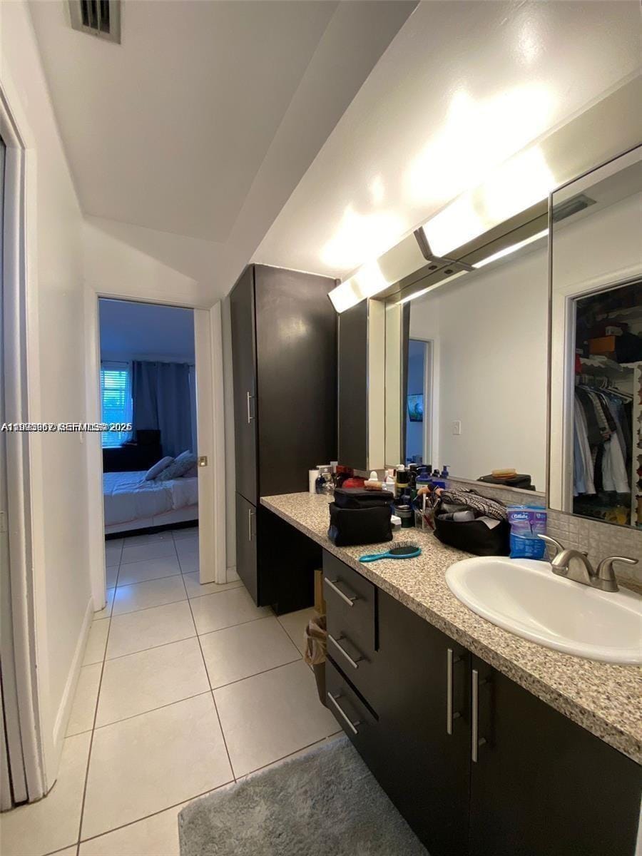 851 NE 14th Avenue 420, Hallandale Beach, FL 33009 photo 12