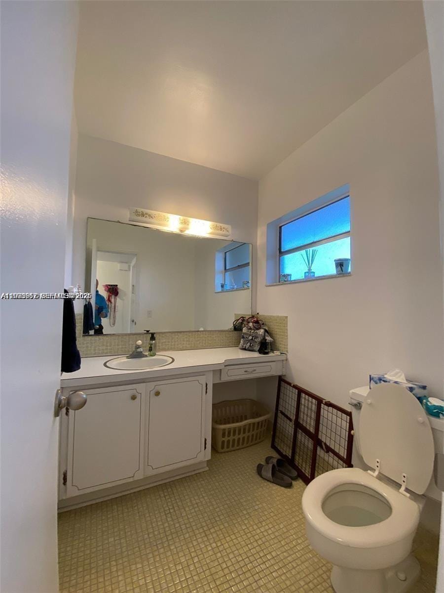 851 NE 14th Avenue 420, Hallandale Beach, FL 33009 photo 15