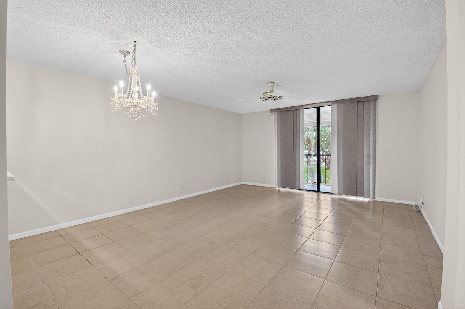 5100 Las Verdes Circle 215, Delray Beach, FL 33484 photo 13