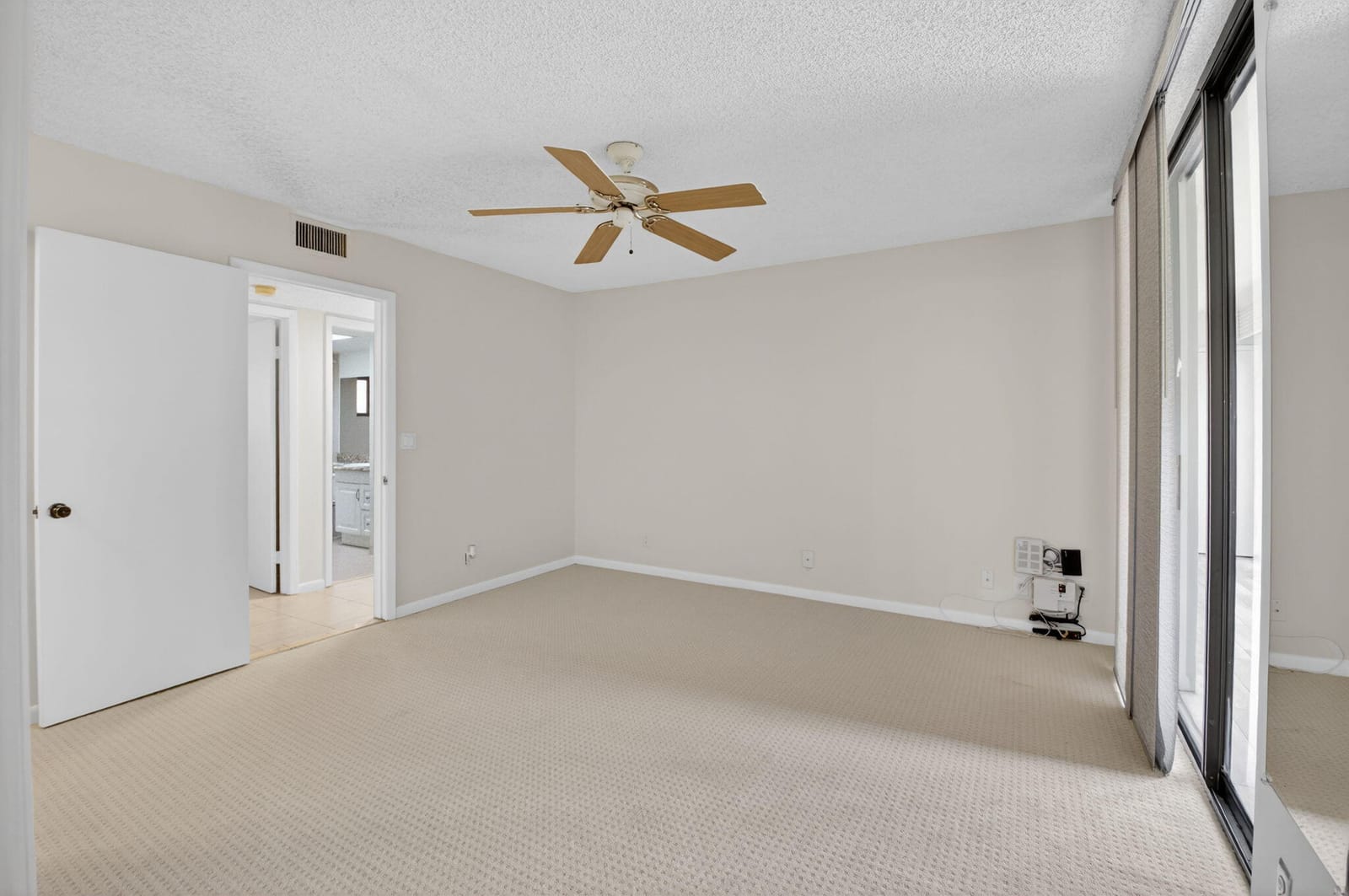 5100 Las Verdes Circle 215, Delray Beach, FL 33484 photo 20