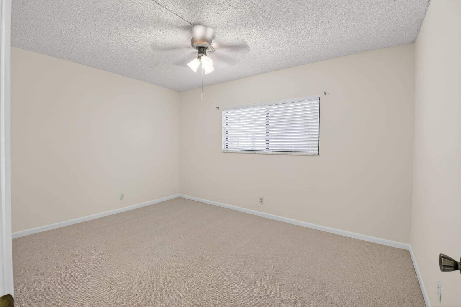 5100 Las Verdes Circle 215, Delray Beach, FL 33484 photo 24