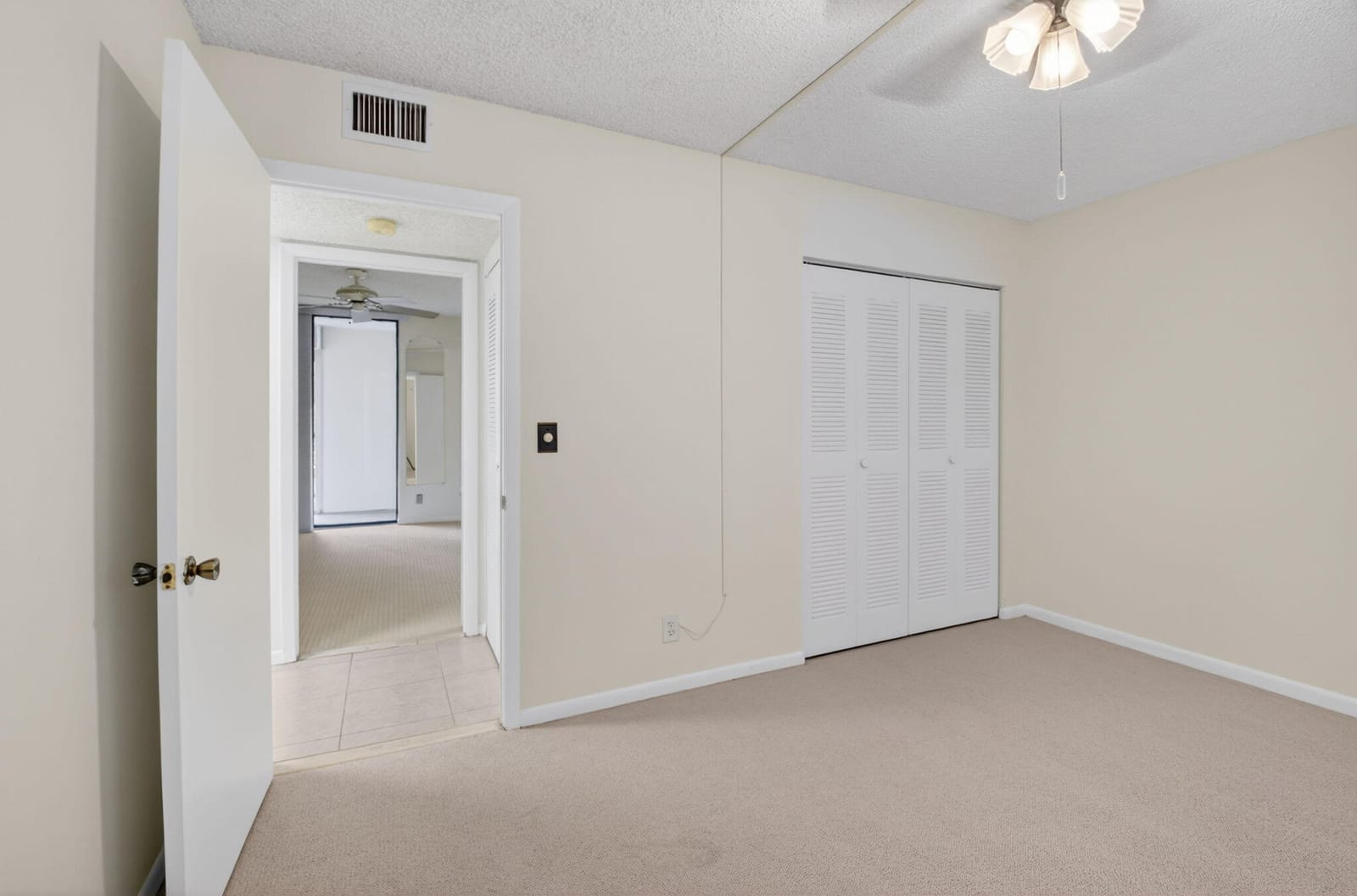 5100 Las Verdes Circle 215, Delray Beach, FL 33484 photo 25