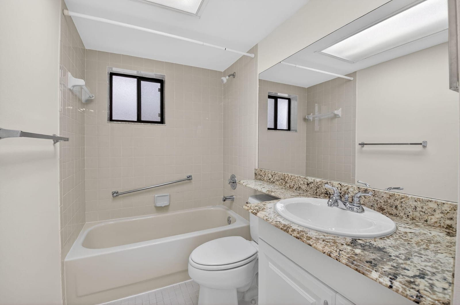 5100 Las Verdes Circle 215, Delray Beach, FL 33484 photo 26
