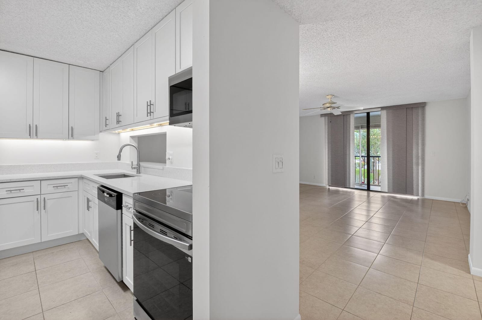 5100 Las Verdes Circle 215, Delray Beach, FL 33484 photo 7