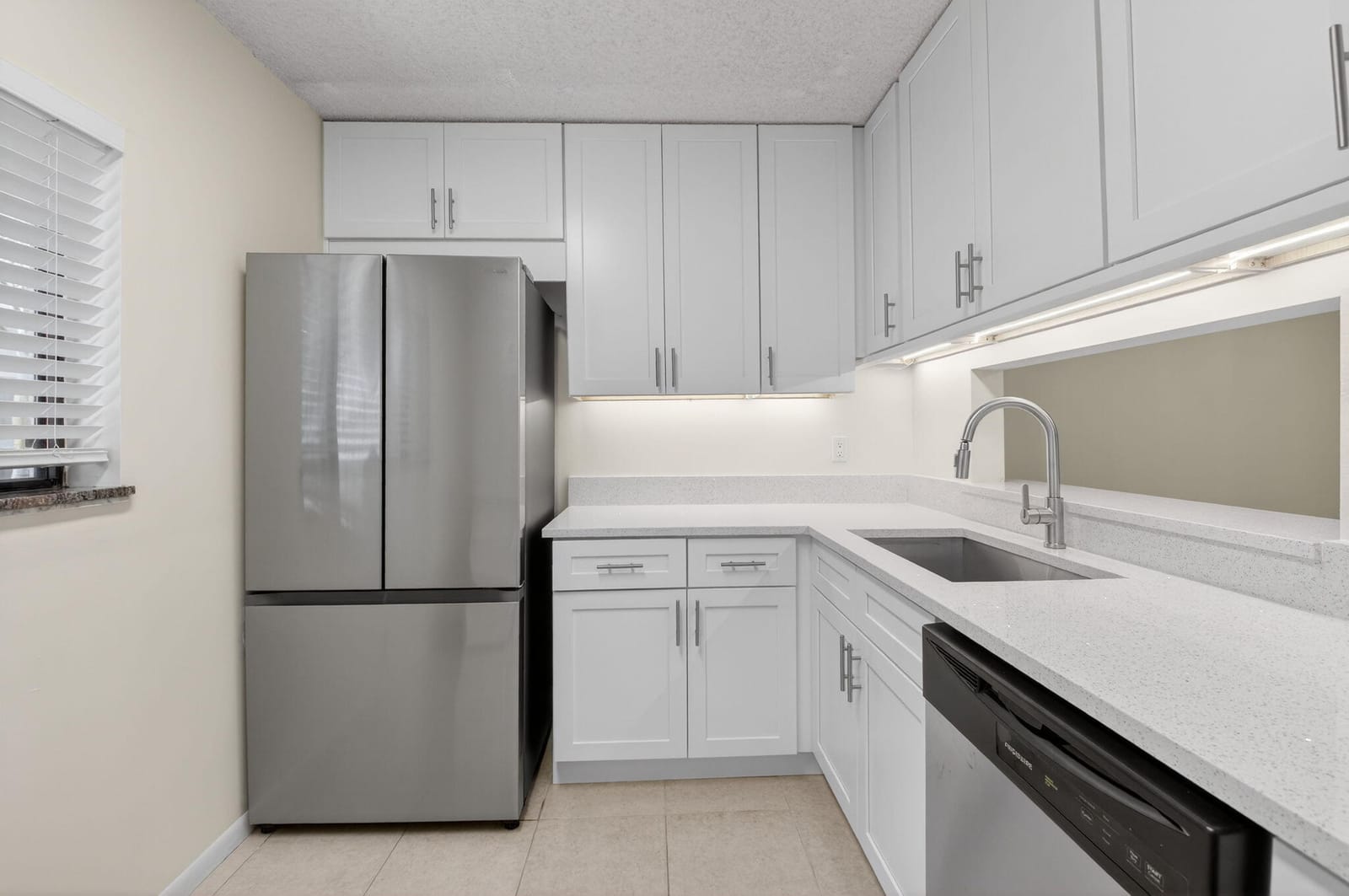 5100 Las Verdes Circle 215, Delray Beach, FL 33484 photo 9