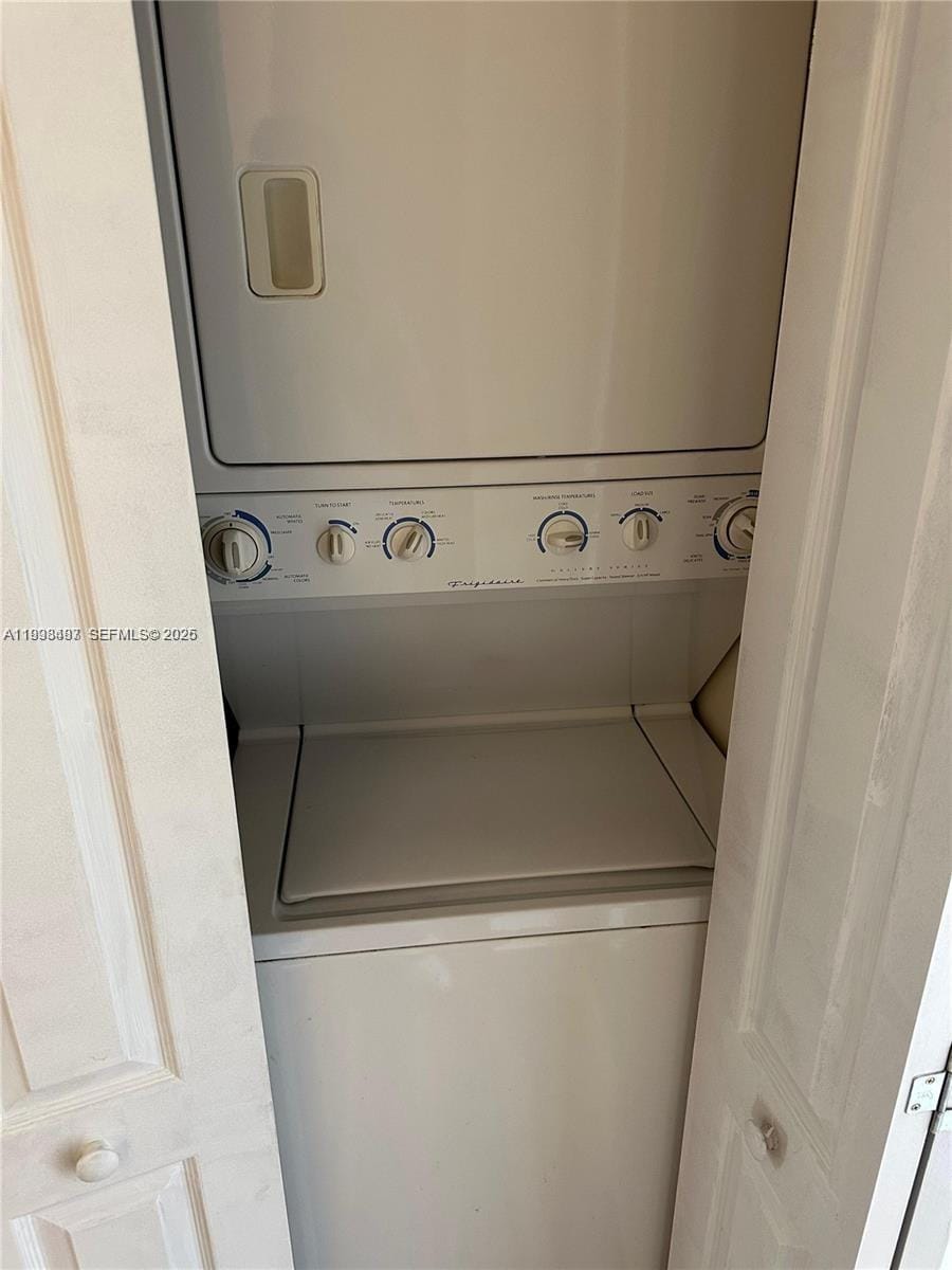 8005 Lagos De Campo Boulevard L-4, Tamarac, FL 33321 photo 15