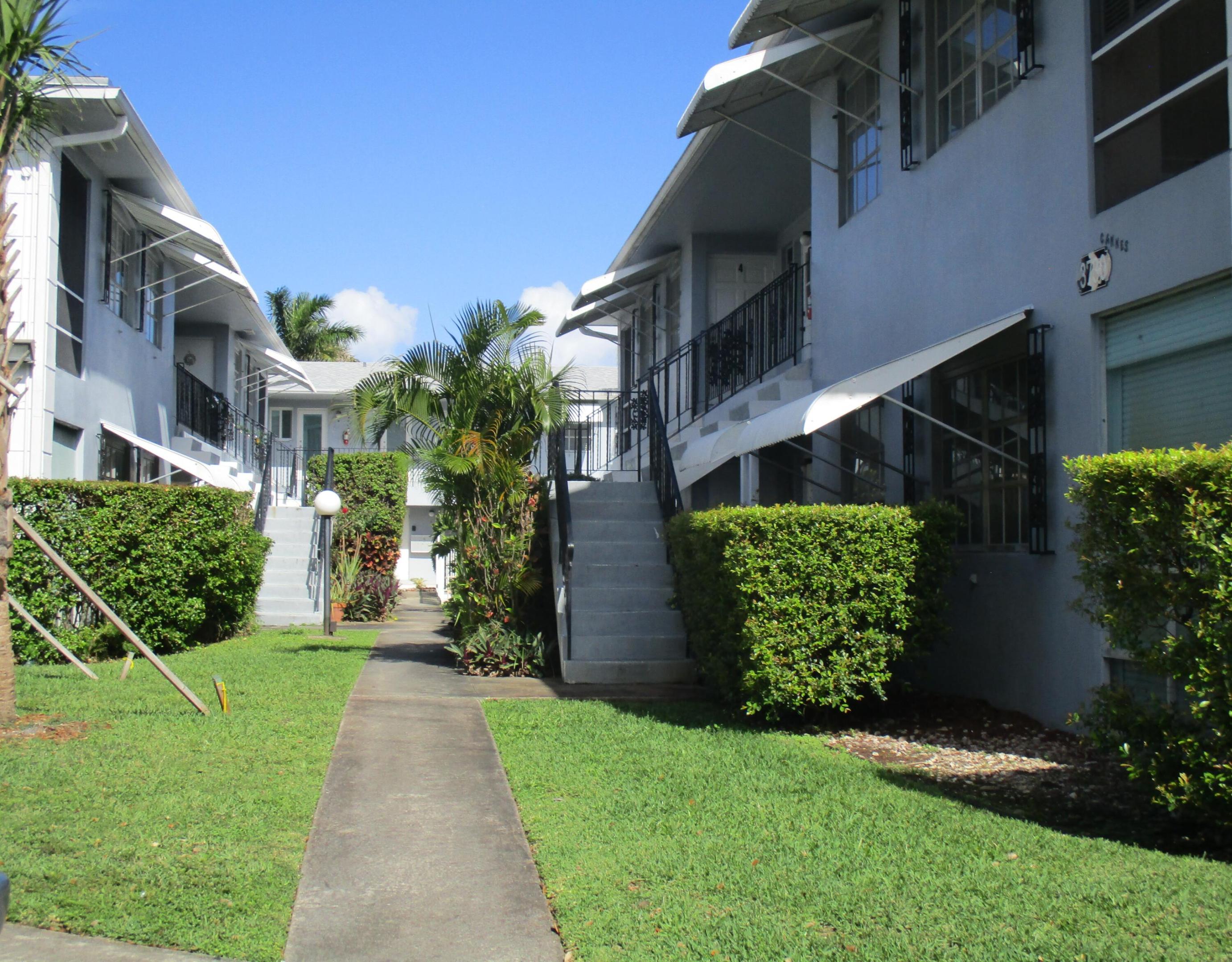 3720 Harrison Street 3, Hollywood, FL 33021, Hollywood