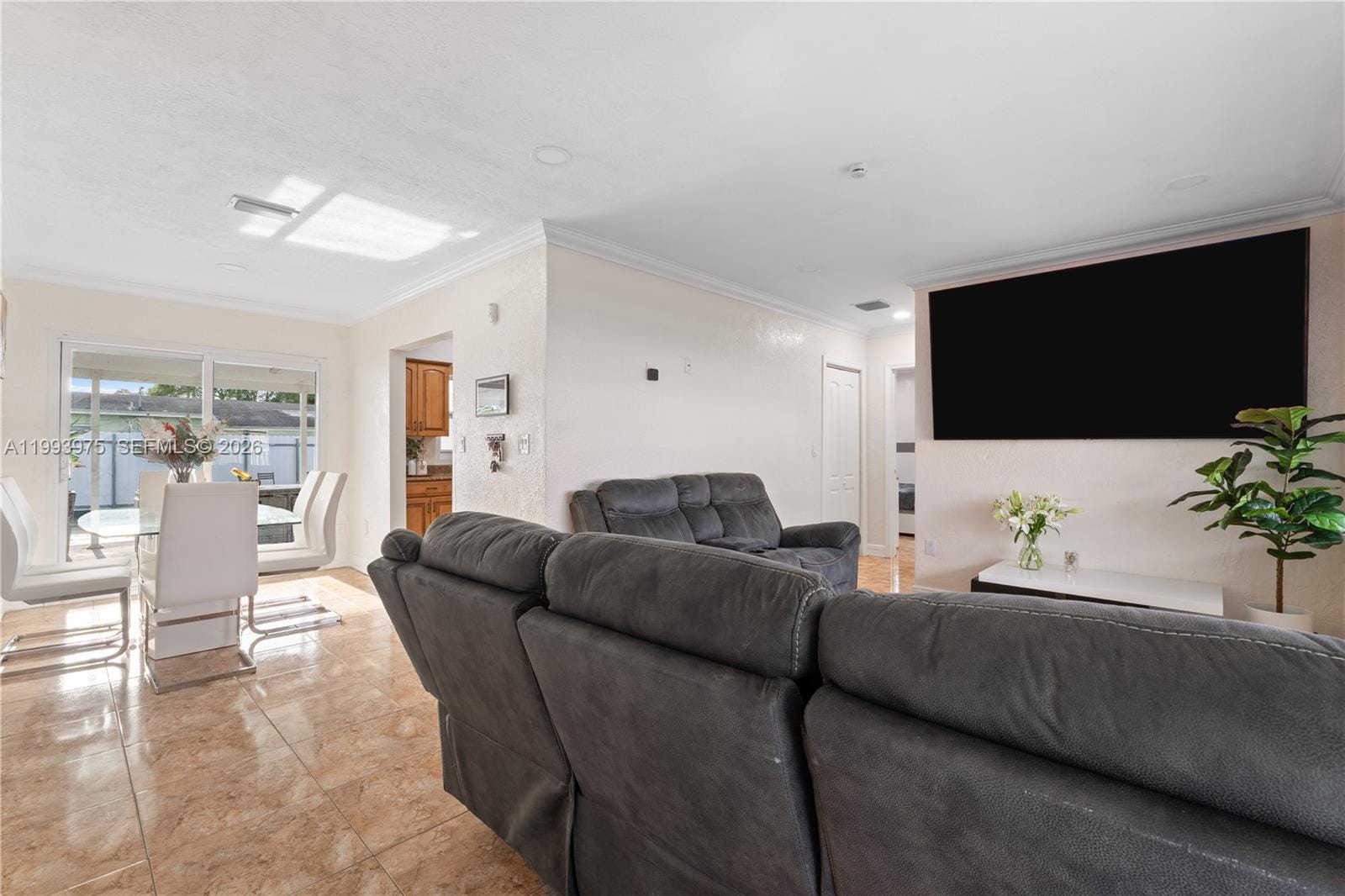 16110 NW 28th Place, Miami Gardens, FL 33054 photo 7