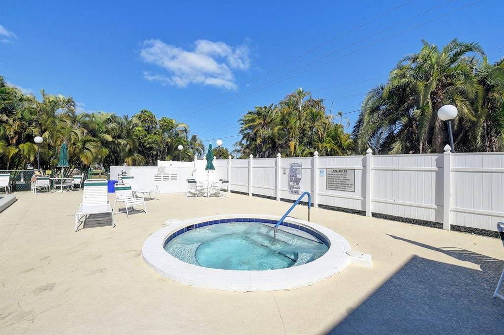 1710 NW 18th Avenue 204, Delray Beach, FL 33445 photo 21