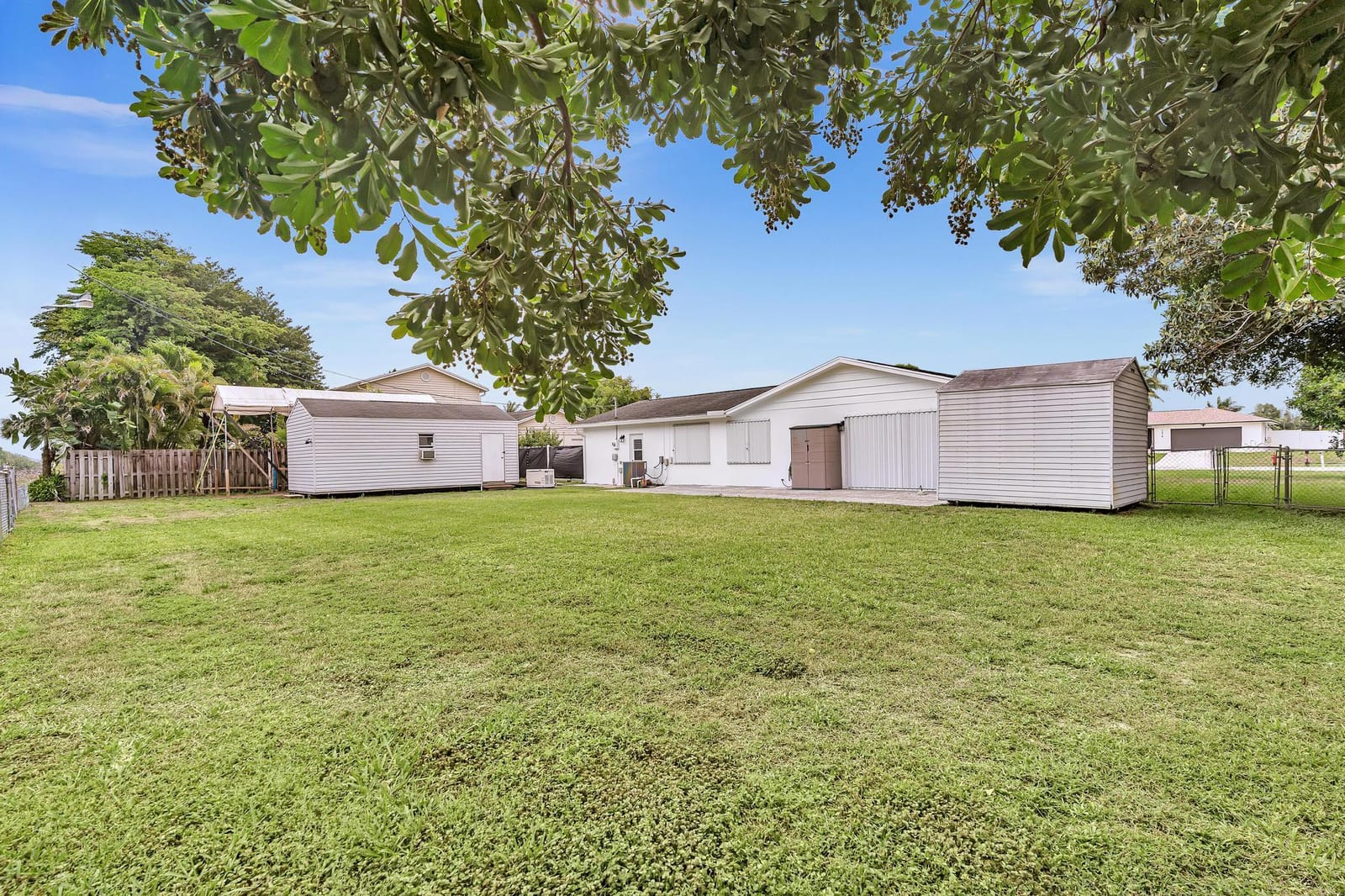 7313 Oakmont Drive — photo 4