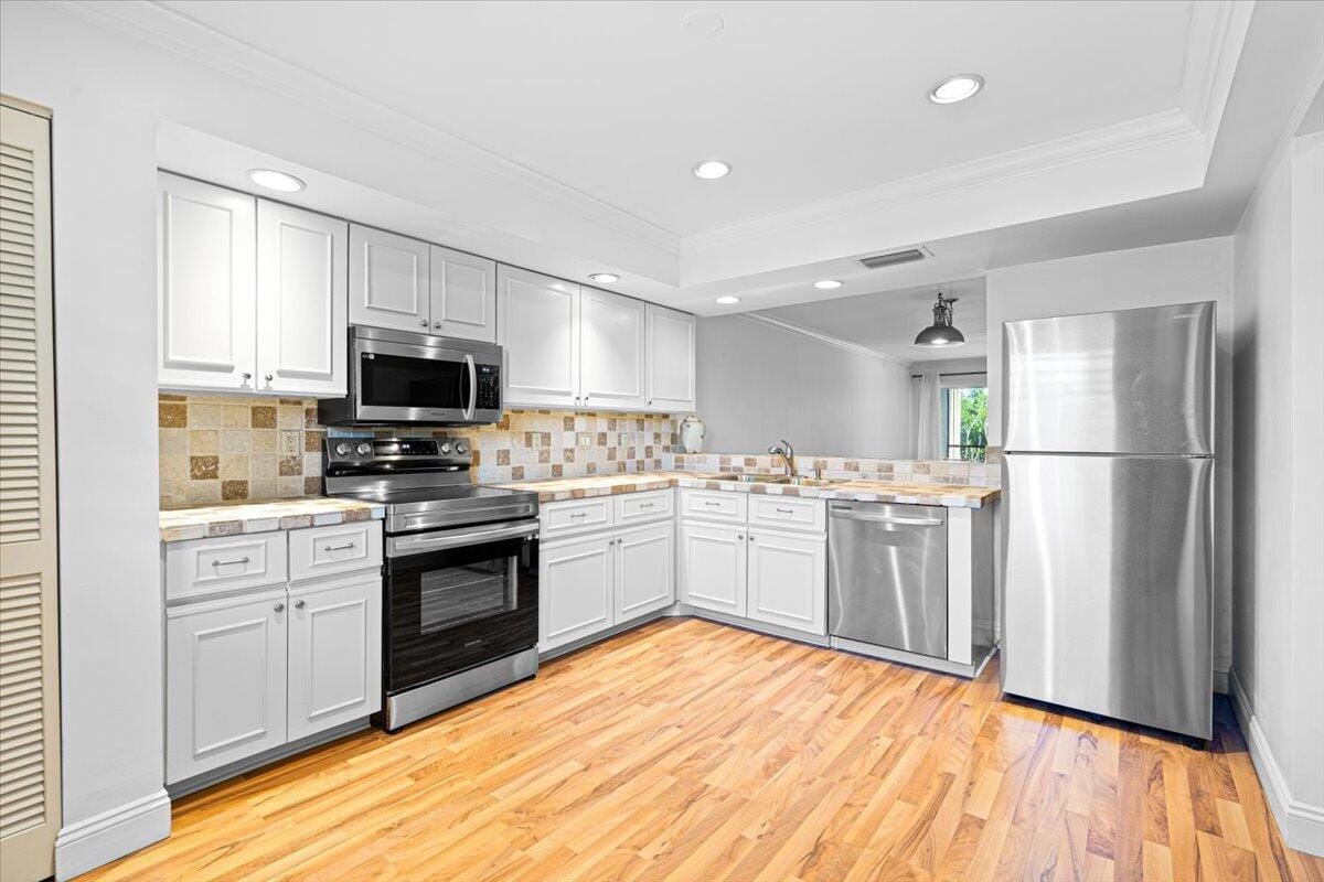 1811 SW Palm City Road A202, Stuart, FL 34994 photo 2