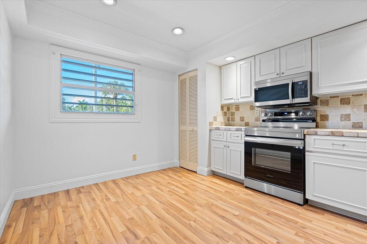1811 SW Palm City Road A202, Stuart, FL 34994 photo 3