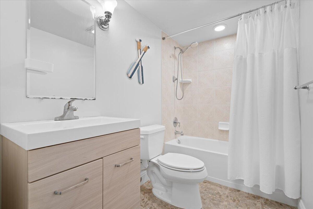 1811 SW Palm City Road A202, Stuart, FL 34994 photo 24