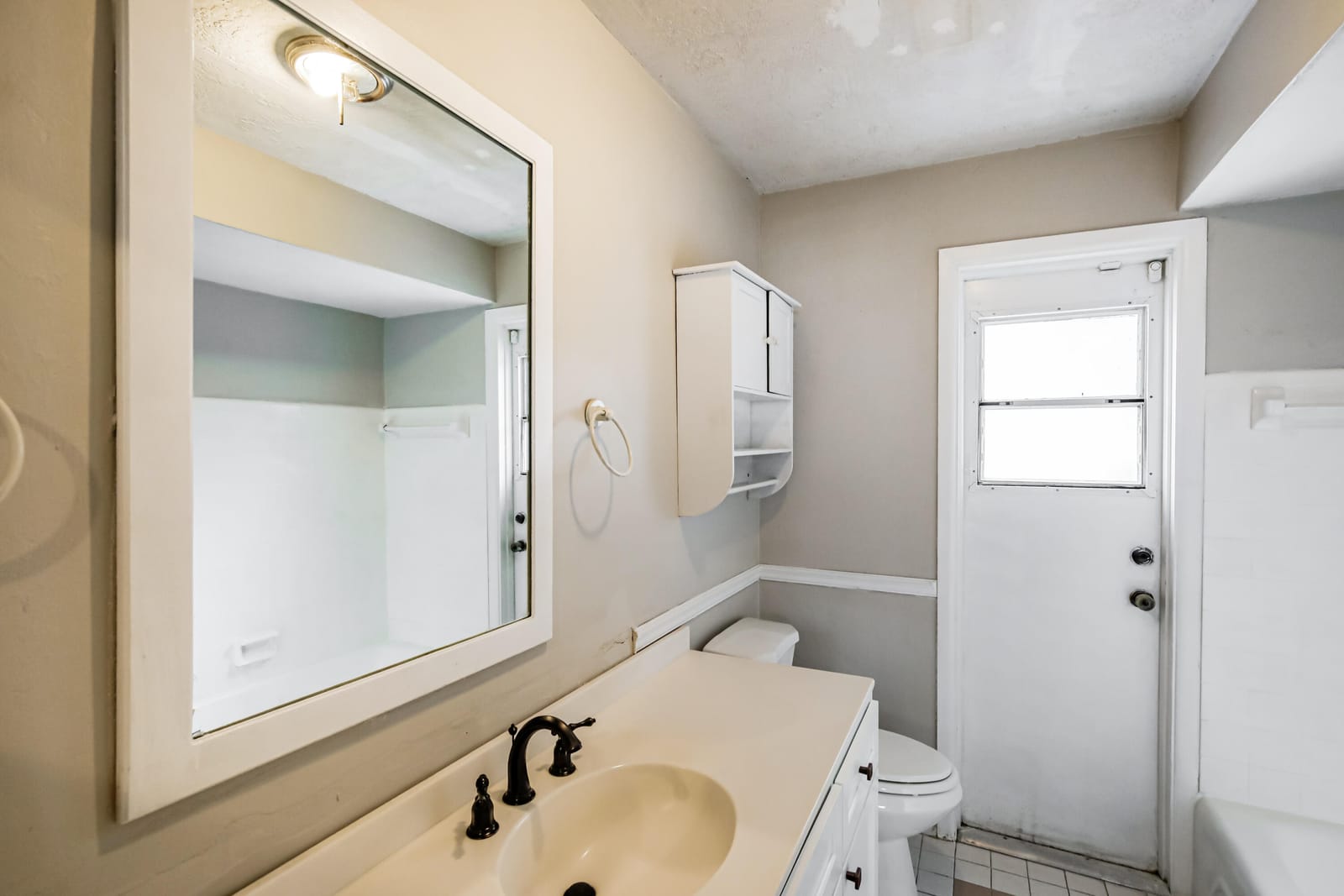 8460 Southampton Drive, Miramar, FL 33025 photo 17