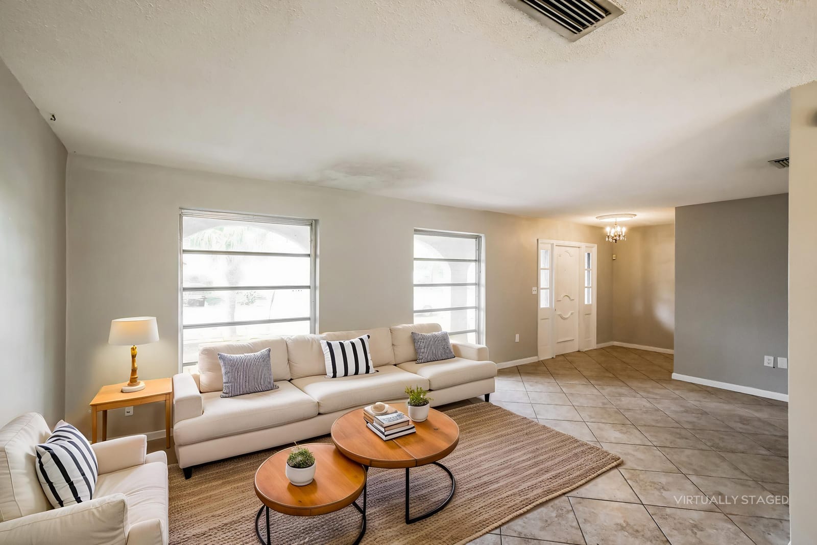 8460 Southampton Drive — photo 4