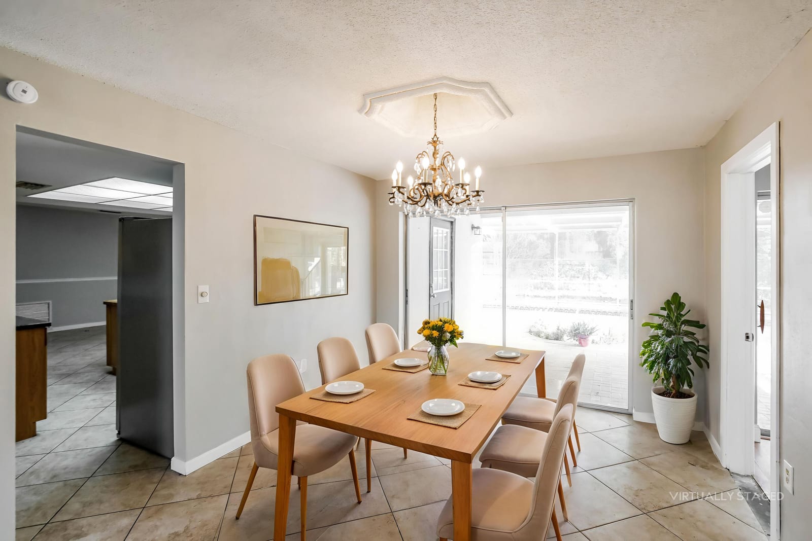 8460 Southampton Drive — photo 6