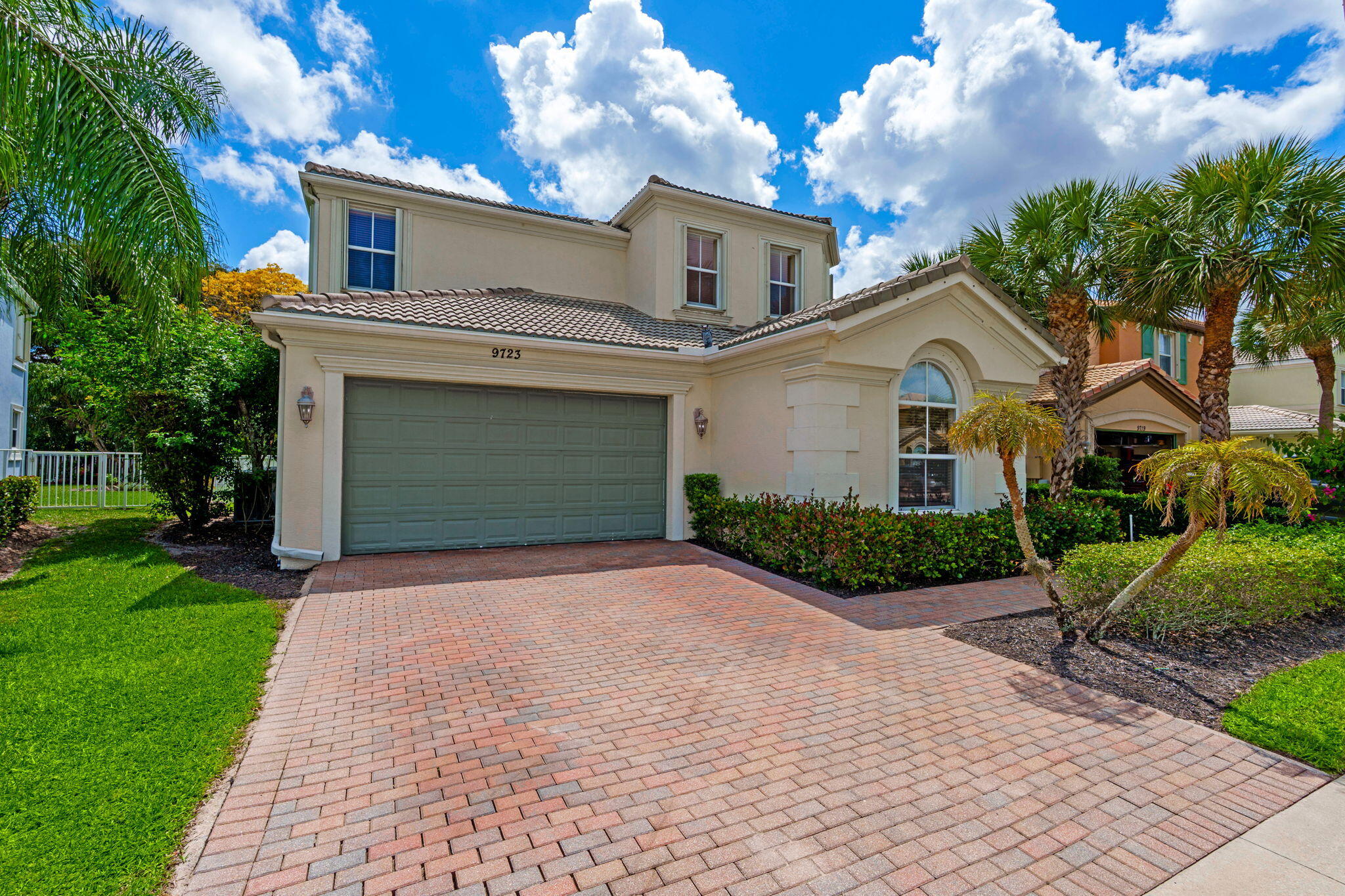 9723 Phipps Lane, Wellington, FL 33414, Wellington