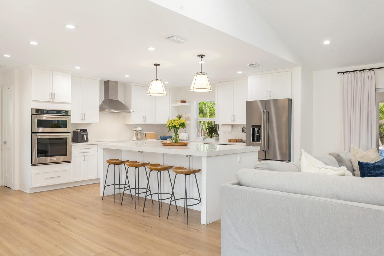 8609 Kelso Drive — photo 9