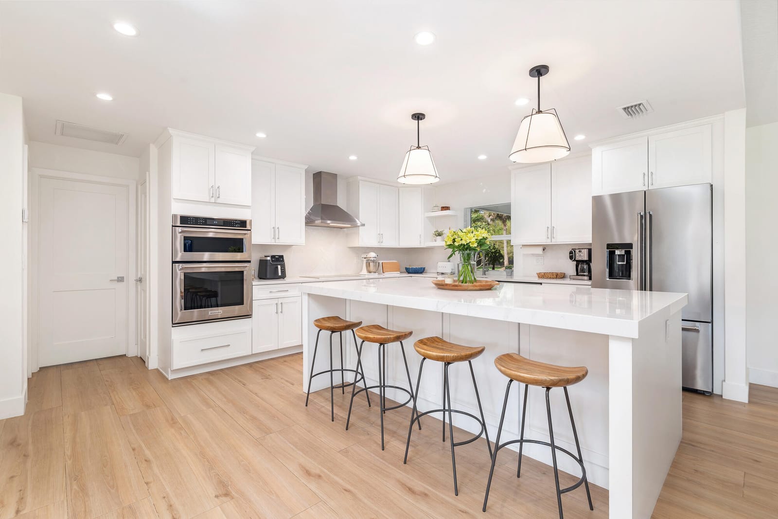 8609 Kelso Drive — photo 10