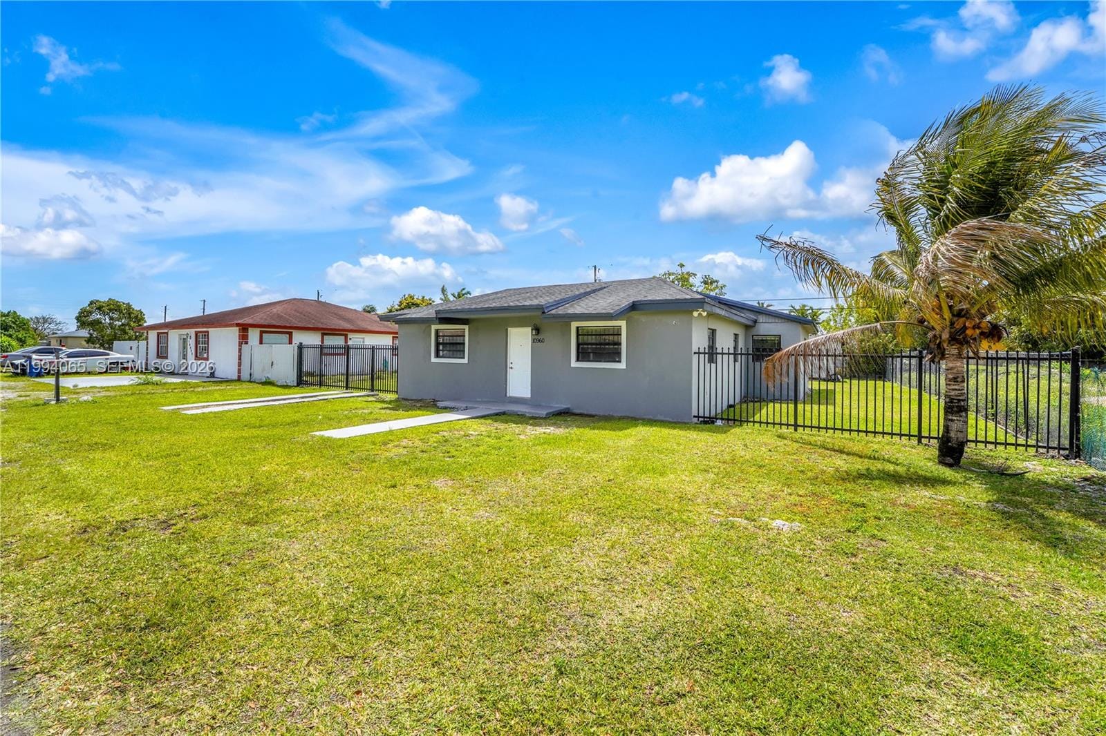 10960 SW 219th Street, Miami, FL 33170 photo 2