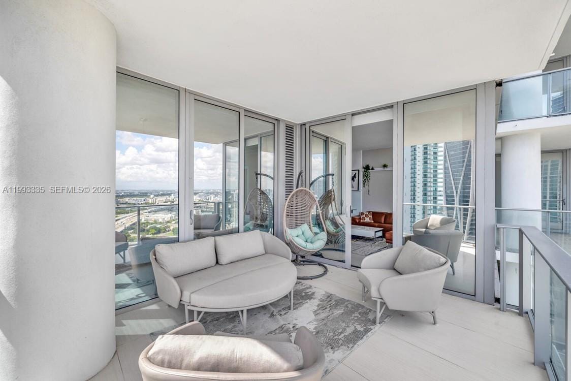 851 NE 1st Avenue 3401, Miami, FL 33132 photo 24