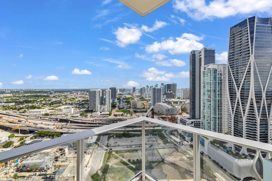 851 NE 1st Avenue 3401, Miami, FL 33132 photo 26