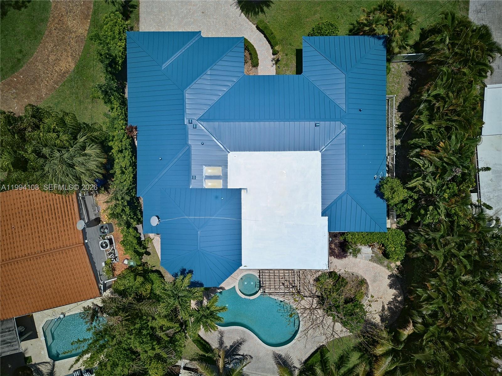2801 Coral Shores Drive — photo 4