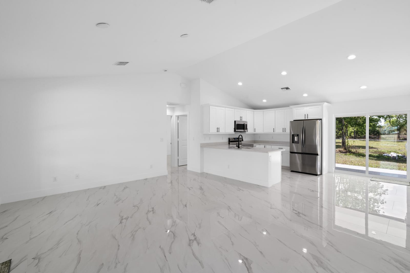 21483 NW 262nd Street, Okeechobee, FL 34972 photo 22
