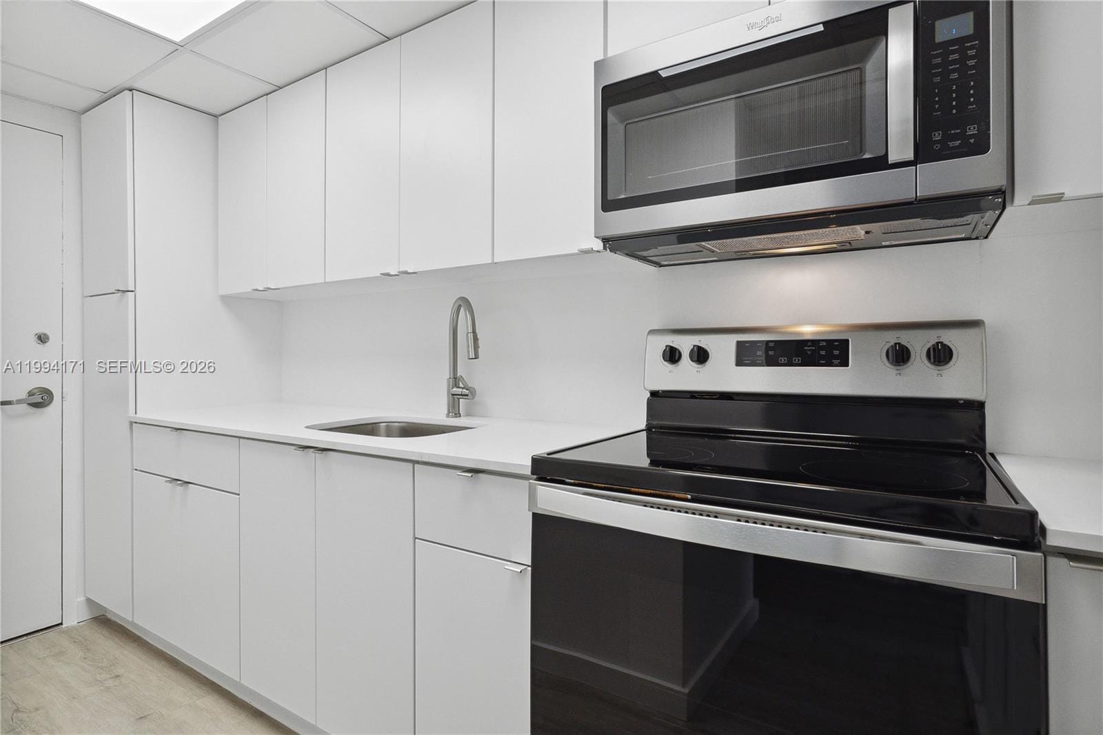 1200 West Avenue 528, Miami Beach, FL 33139 photo 7